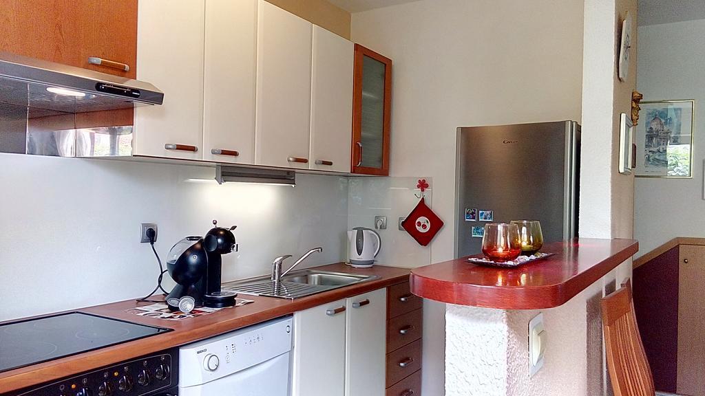 City Center Apartment Kadena สปลิท ภายนอก รูปภาพ